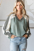 Cable Knit Color Block V Neck Long Sleeve Top T5694
