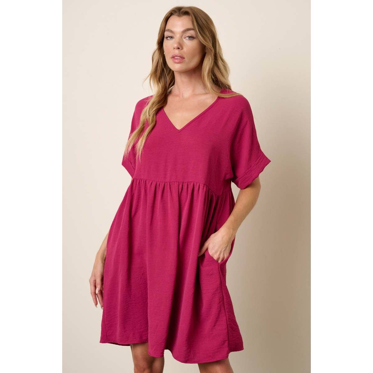 AIRFLOW V-NECK SHORT SLEEVE SHIFT DRESS LILAC GRAY / S AIRFLOW V-NECK SHORT SLEEVE SHIFT DRESS LILAC GRAY / S